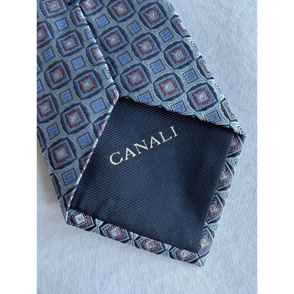 Canali	Blue Medallion Gold Flake Geometric Woven Jacquard	100% Silk	Tie Necktie